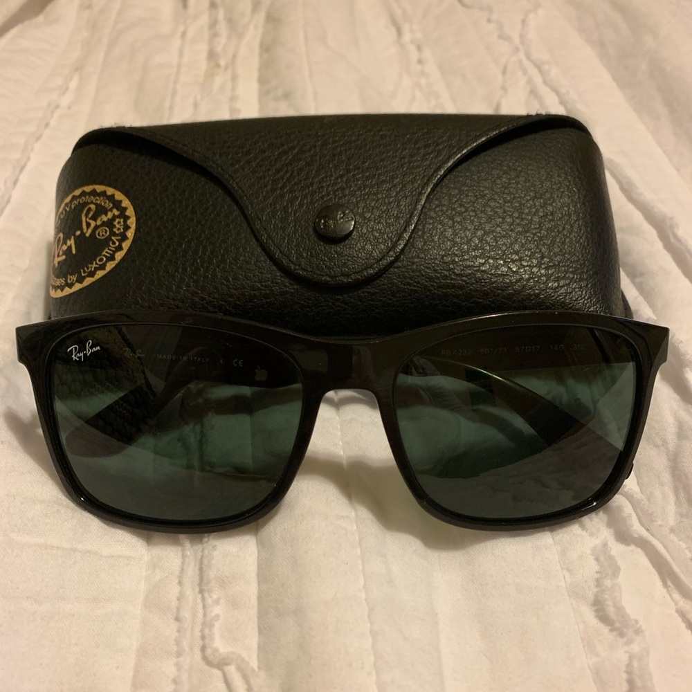 Ray Ban Round Double Bridge RB 4232